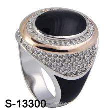 Кольцо с эмалью для ювелирных изделий из серебра 925 пробы.